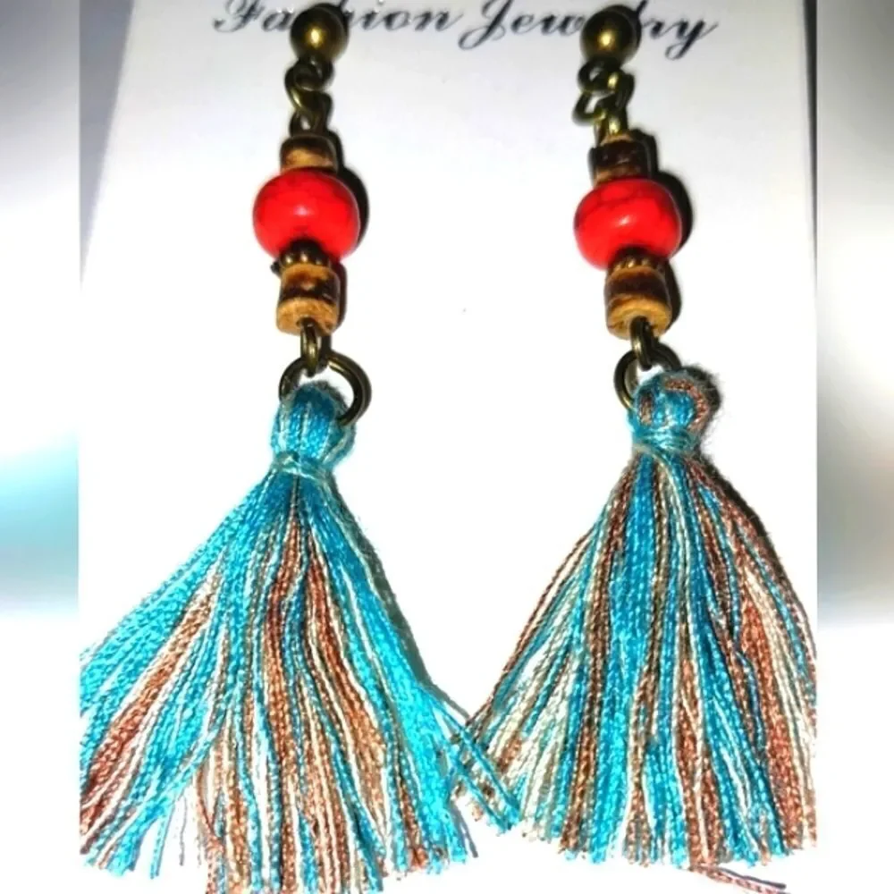 Gorgeous boho tassel earrings